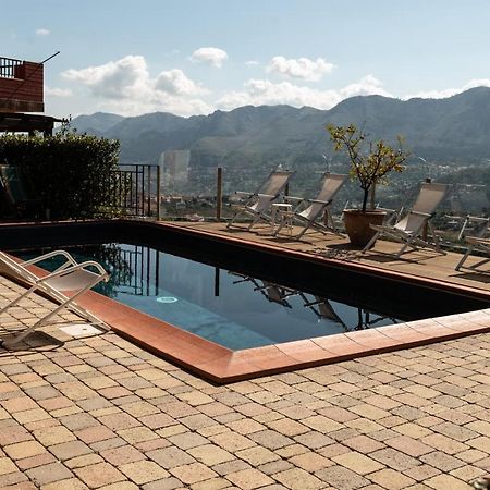 Bnb Casa Rossa Monreale Bagian luar foto