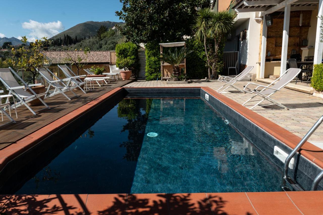 Bnb Casa Rossa Monreale Bagian luar foto