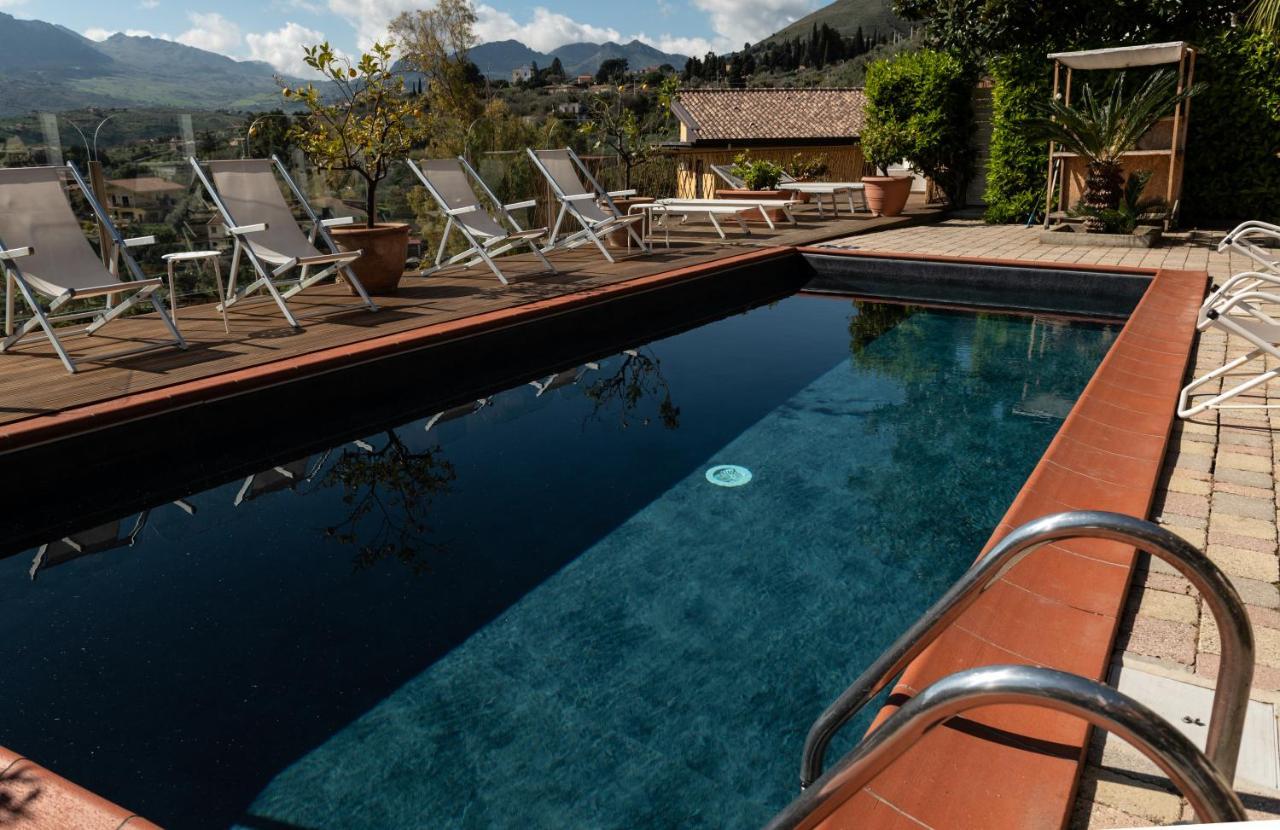 Bnb Casa Rossa Monreale Bagian luar foto