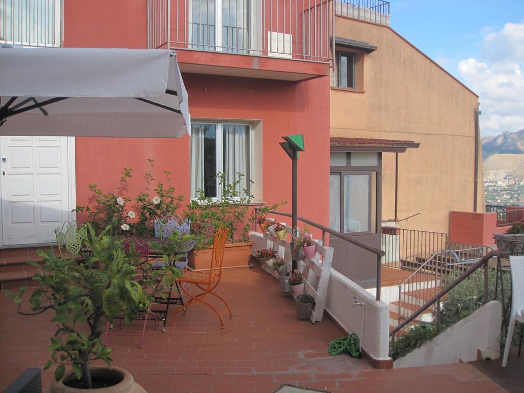 Bnb Casa Rossa Monreale Bagian luar foto