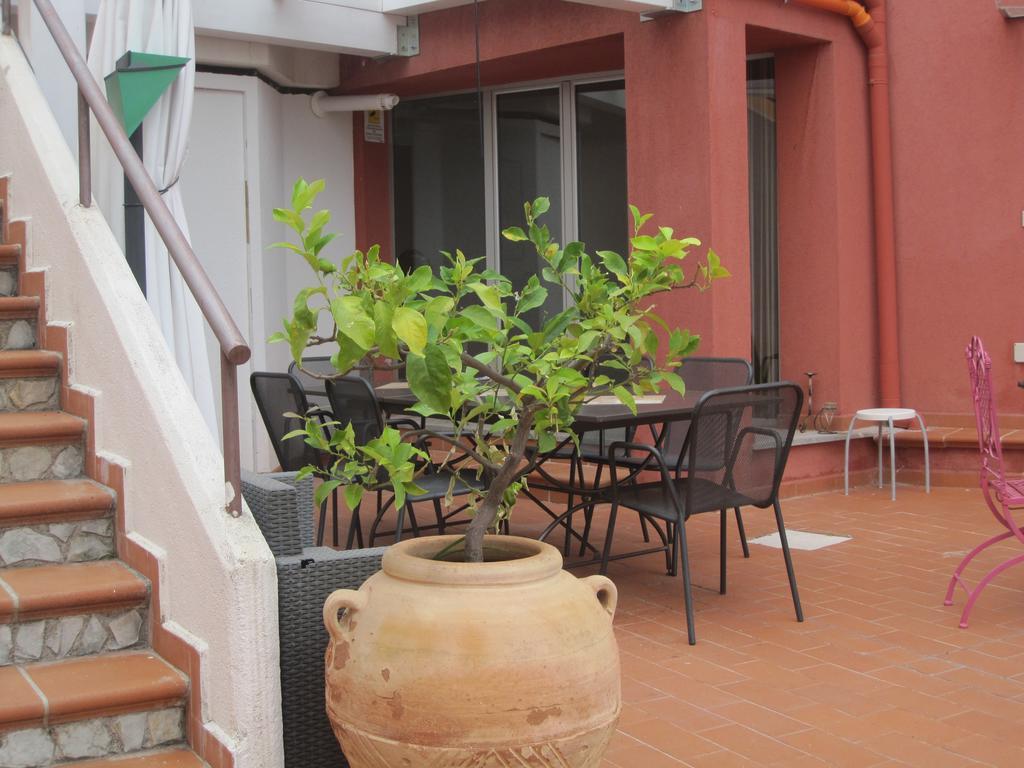 Bnb Casa Rossa Monreale Bagian luar foto