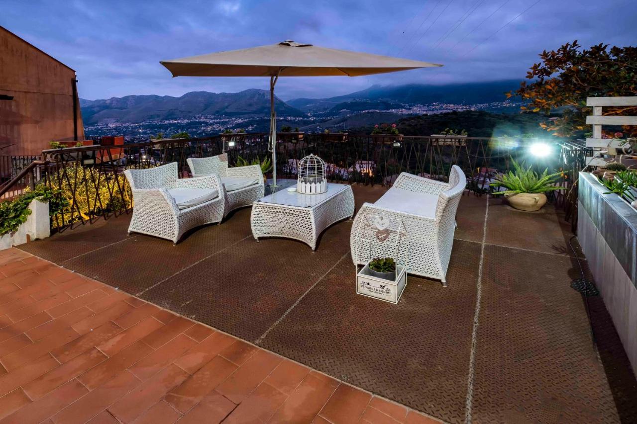 Bnb Casa Rossa Monreale Bagian luar foto